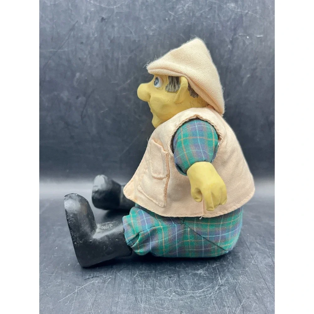 Vtg Russ Berrie Country Folk Collection Wade Fisherman #2907‎ Fishing Figurine